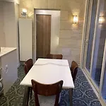 アパート Grand Aere Avec Terrasse