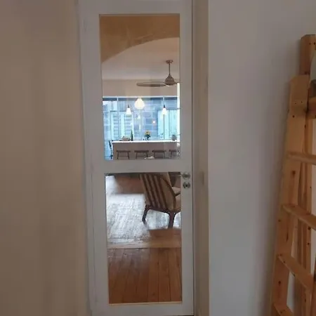 Grand Aéré Avec Terrasse Apartamento *