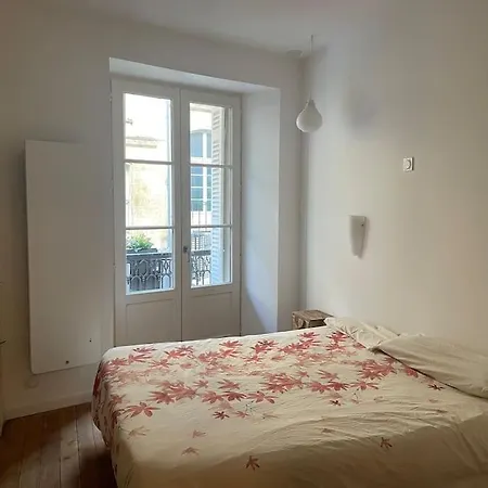 Apartamento Grand Aéré Avec Terrasse Burdeos