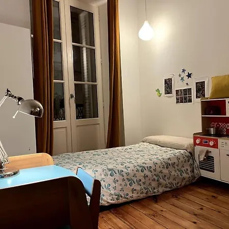 Grand Aéré Avec Terrasse Apartamento *