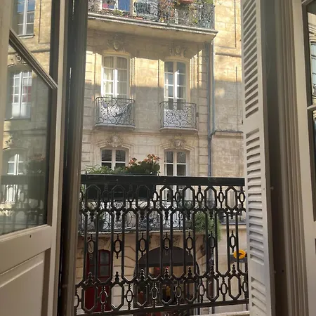 Grand Aere Avec Terrasse *