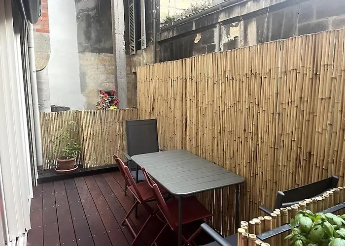 Grand Aere Avec Terrasse דירה *